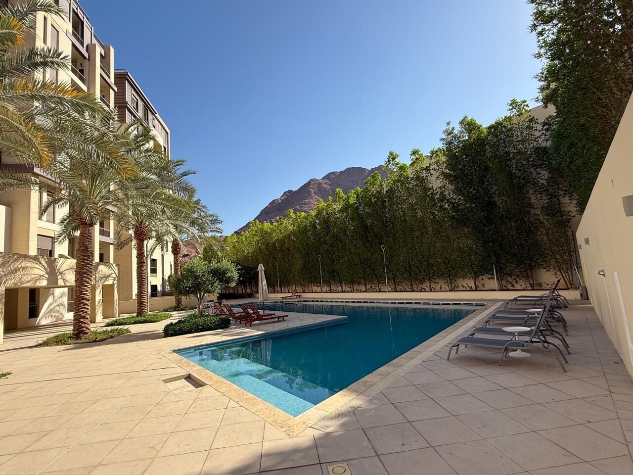 Luxury Apartment, Balcony, Mountain View | Front of property