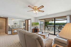 TV - Lakefront Getaway at Bay Point Village (Osage Township)