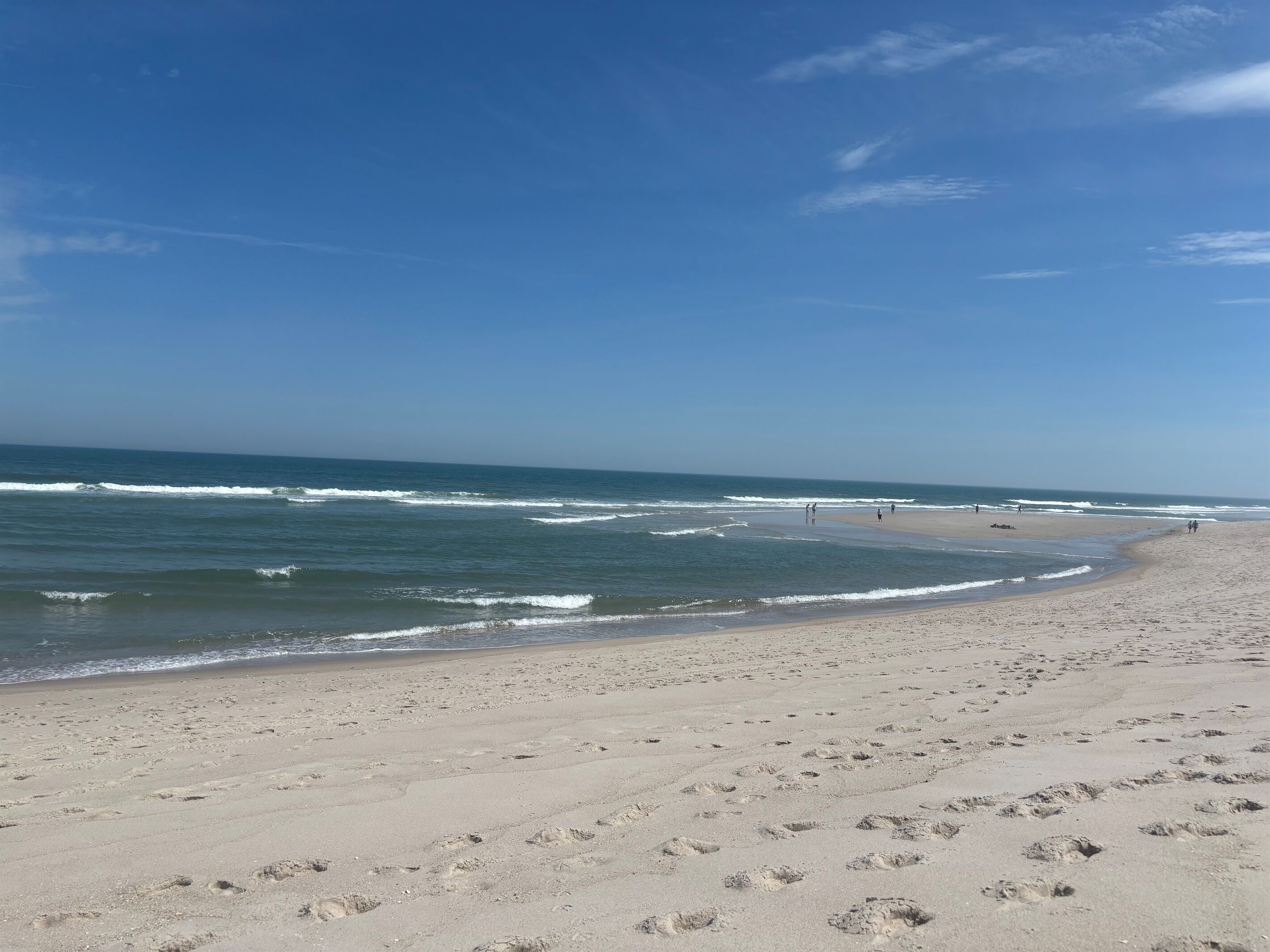 Una playa cerca