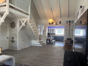 Interior - Anchor Point-Beach block- 4 Bed 2.5 Bath- Fenced Yard- Badges, Chairs & More Inc (Seaside Park)
