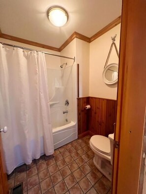 Habitación doble, vista al río | Baño