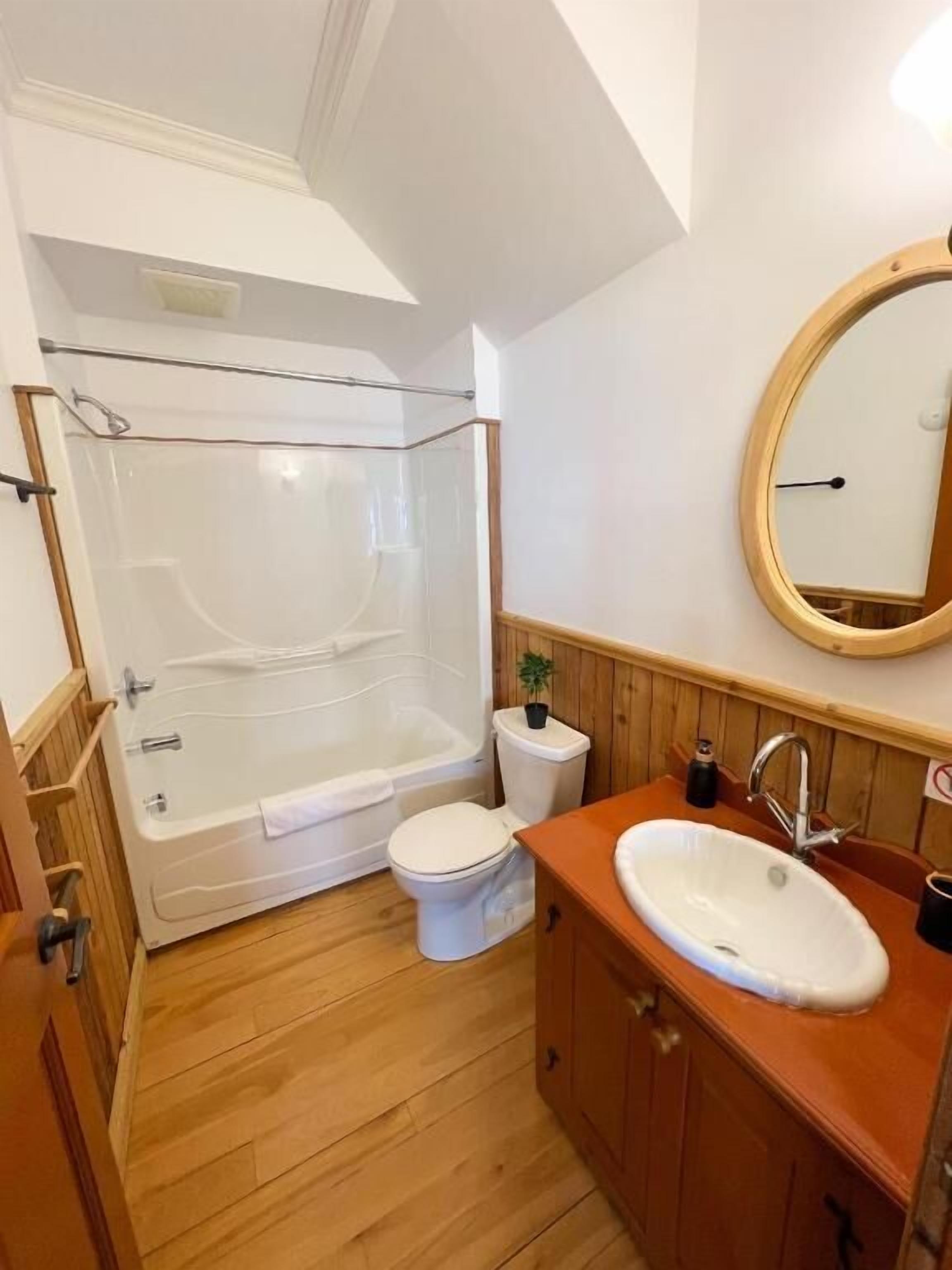 Superior Room | Bathroom