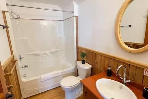 Superior Room | Bathroom