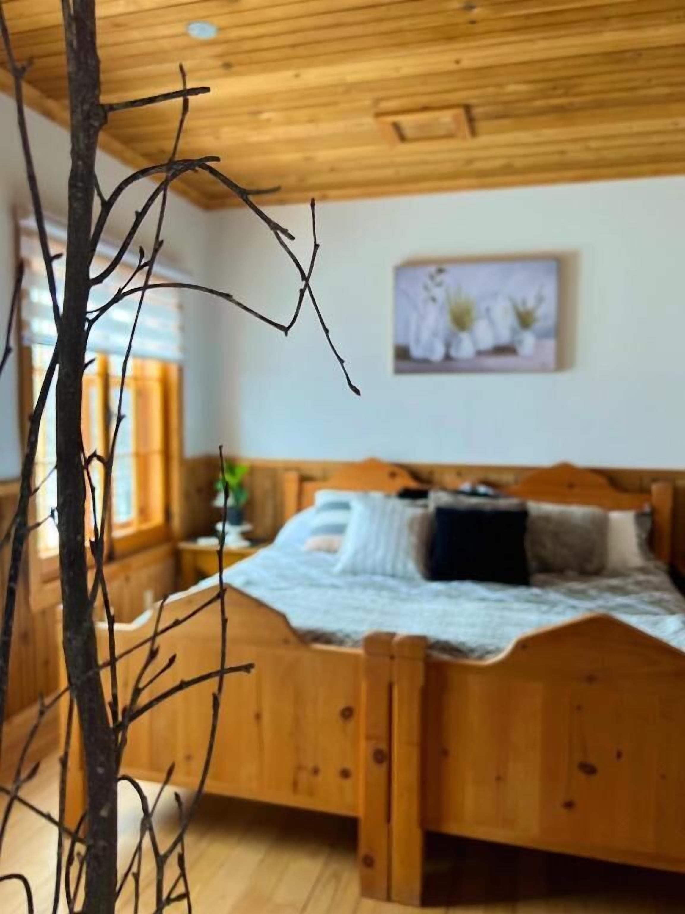 Luxury Room, Patio, River View | Soundproofing, free WiFi
