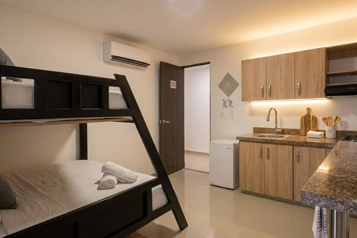 Family Room | Free WiFi