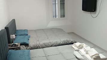 WiFi, bed sheets