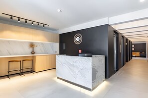 Classic-Apartment | Lobby