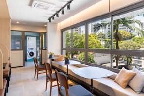 Classic Apartment | Dining