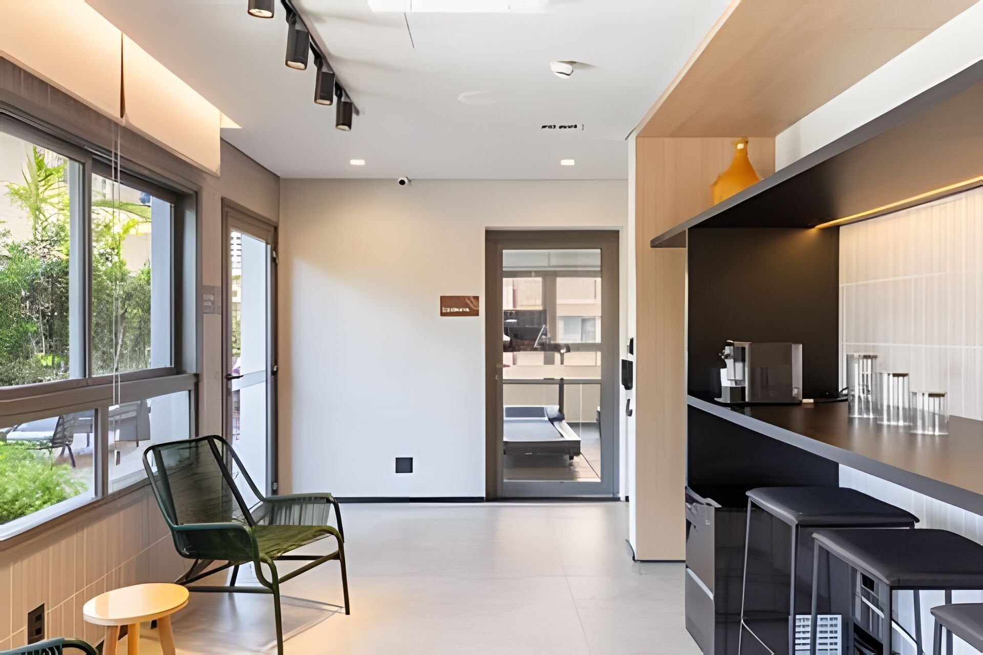 Classic Apartment | Dining