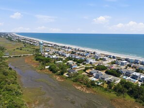 Beach nearby - New OKI Build 3min Walk to Beach w/ Private Pool (Oak Island)