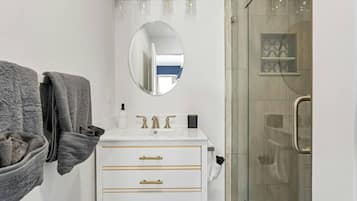 Hair dryer, towels