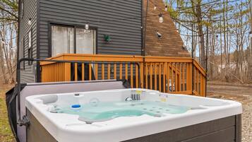 Baignoire à remous extérieure