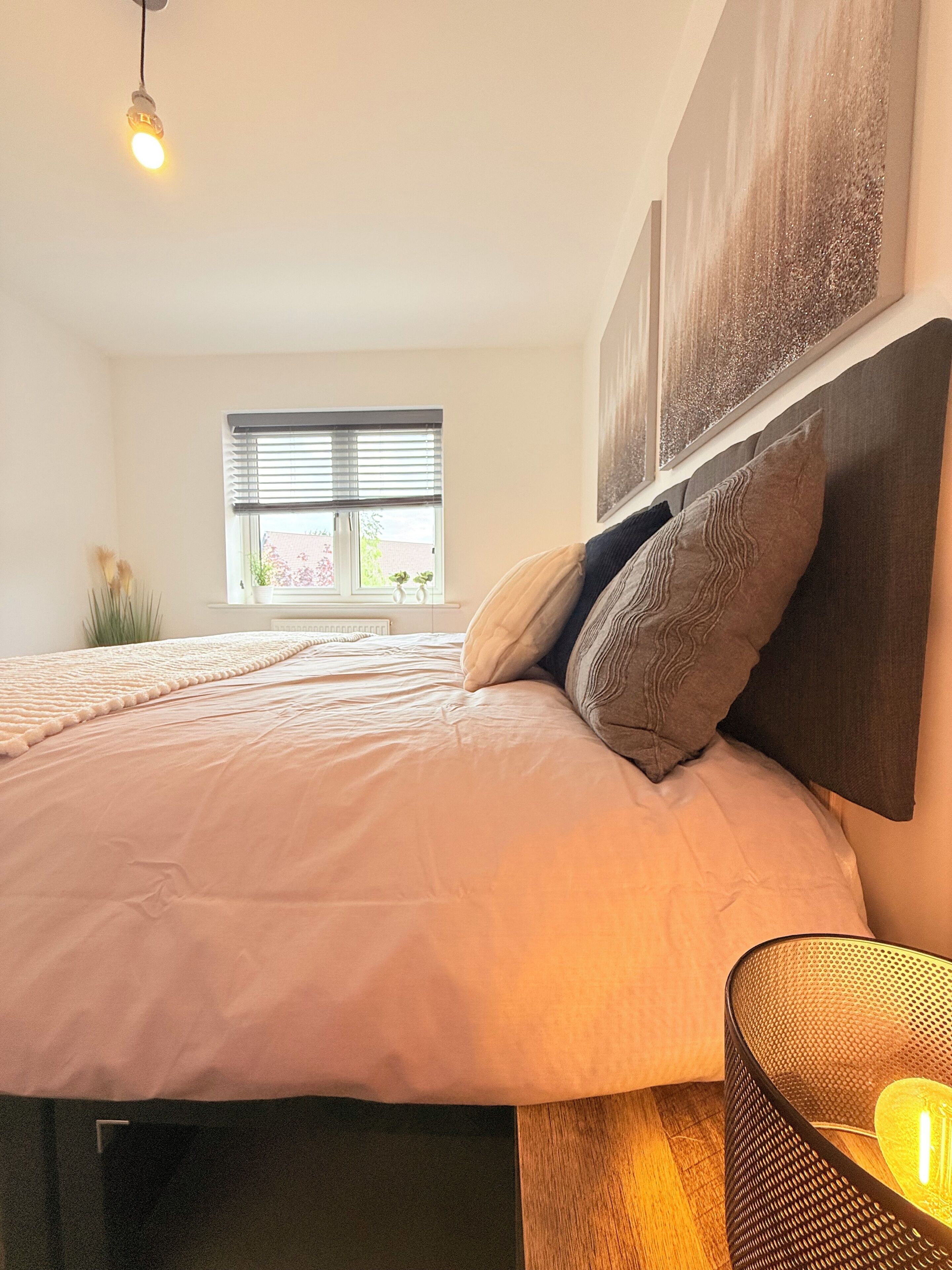 3 chambres, fer et planche à repasser, Wi-Fi gratuit, draps fournis