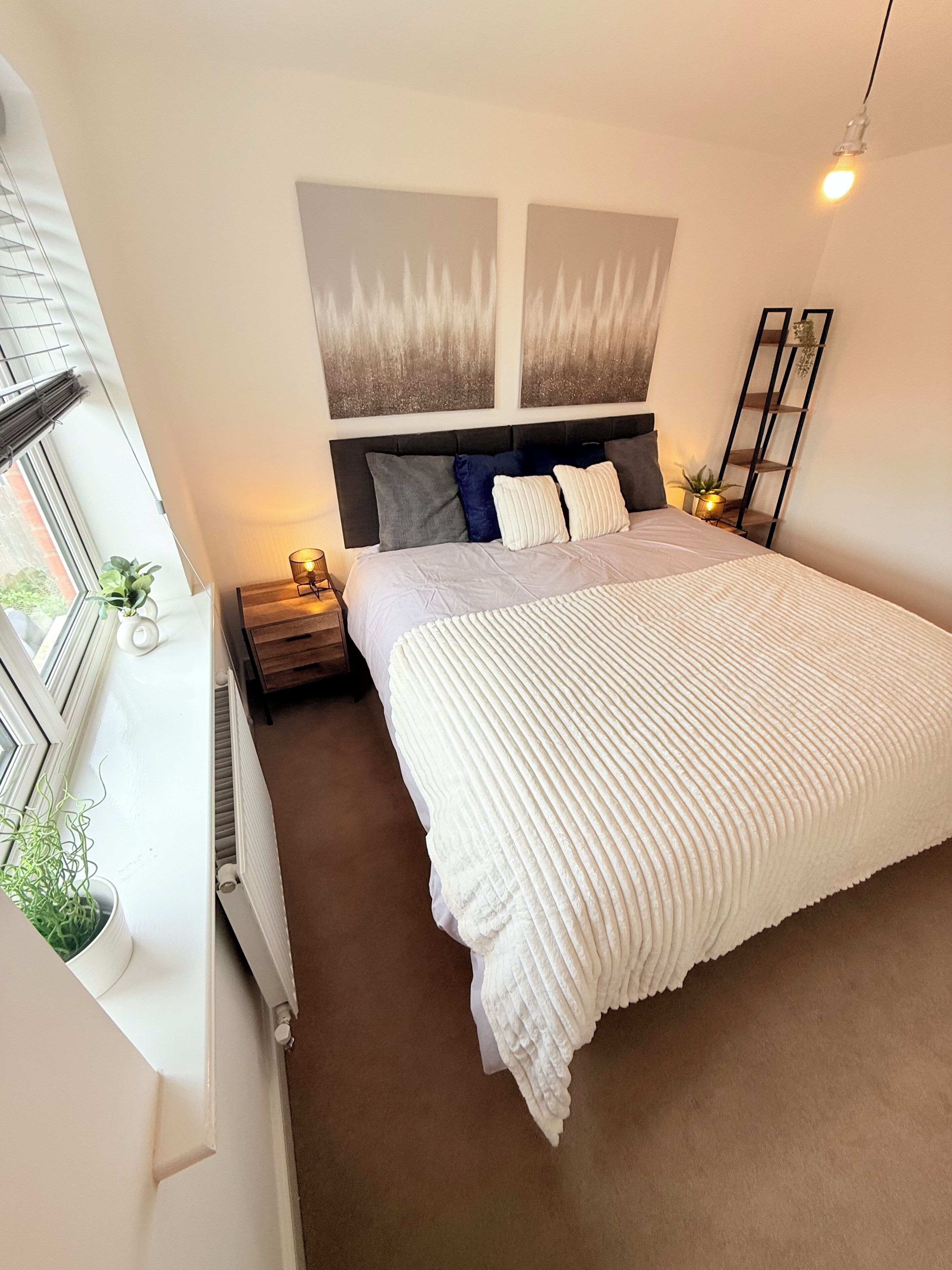 3 habitaciones, tabla de planchar con plancha y wifi gratis 