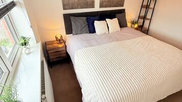 3 habitaciones, tabla de planchar con plancha y wifi gratis