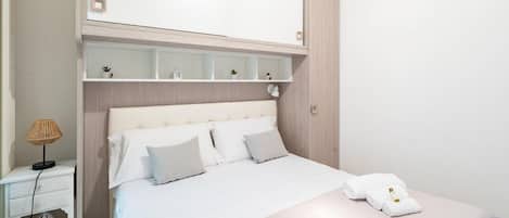 Iron/ironing board