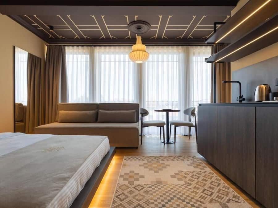 Quarto luxo, vista para a cidade | Wi-Fi de cortesia