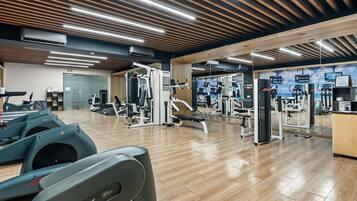 Luxury Apartment | Fitness facility
