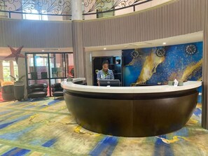Lobby - THE GROVE ESSIPONG BEACH RESORT (Sekondi-Takoradi)