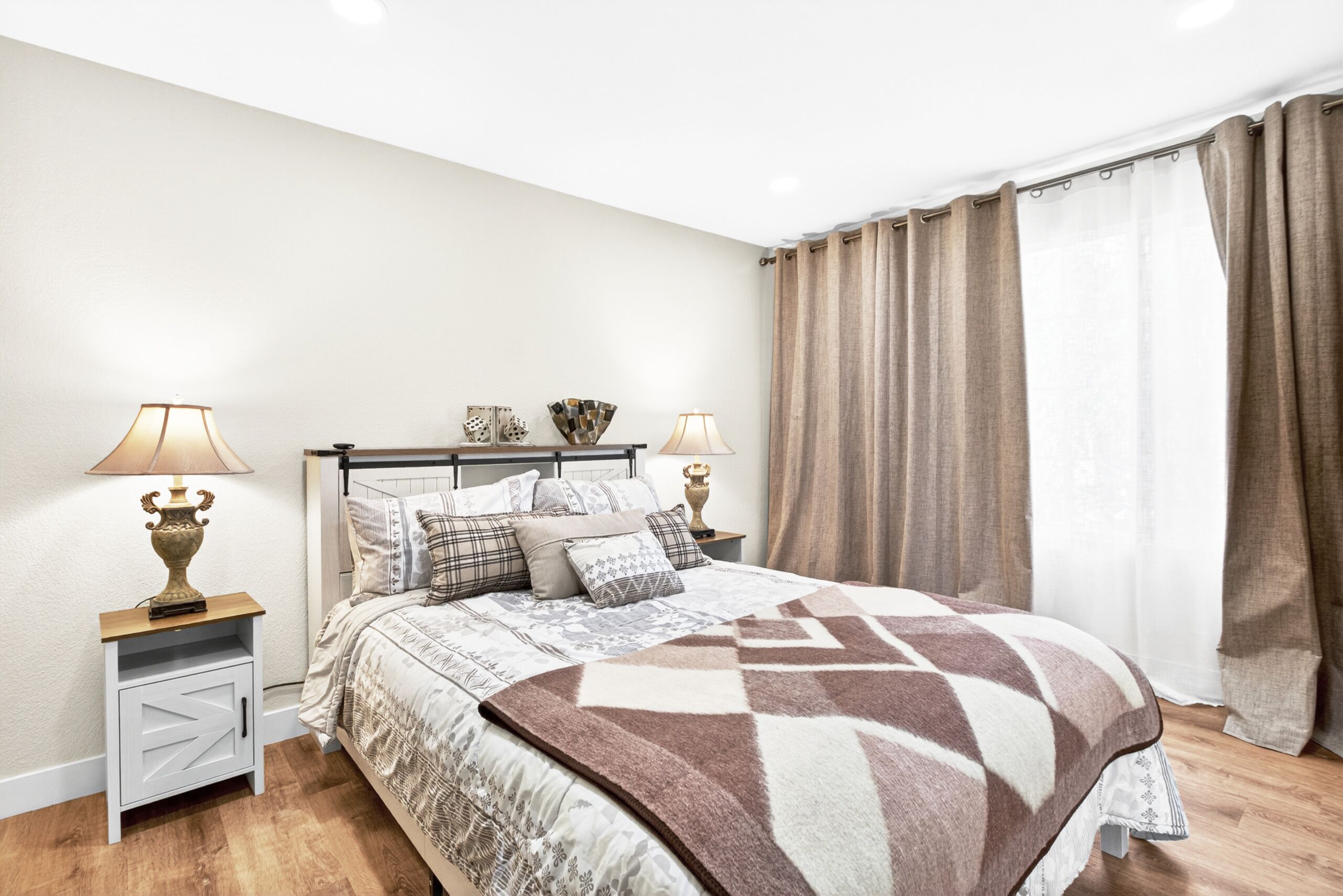 2 Schlafzimmer, Bügeleisen/Bügelbrett, kostenloses WLAN, Bettwäsche