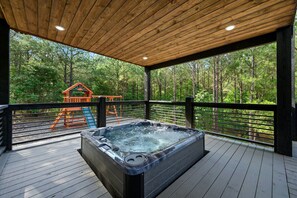 Terrace/patio - Luxury Cabin | Heated Pool, Spa, Games | Sleeps 18 (Broken Bow)