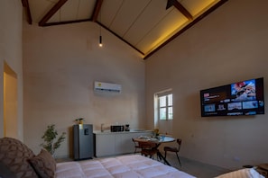 Interior - Charming Apt Suite 2 in a Colonial House with Pool (Santa Marta)