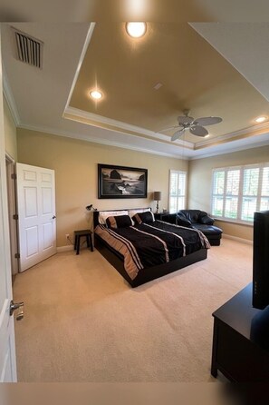 Iron/ironing board, WiFi, bed sheets - Perfect 3-bedroom house with AC on tranquil Manatee River in Bradenton (Bradenton)