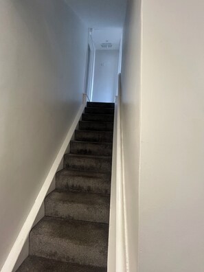 Interior - 5BR Home w/ Parking for Groups & Contractors (Portsmouth)