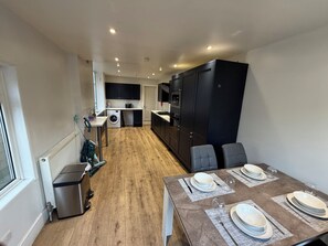 Dining - 5BR Home w/ Parking for Groups & Contractors (Portsmouth)
