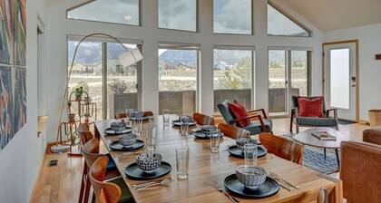 Peak view House | Air Hockey • 4 BR • Mtn View
