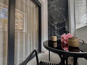 Dining - Luxe H&C Apartment (Fuengirola)