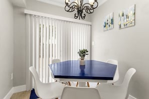 Dining - Sunny Getaway | Minutes To Beaches & Downtown (Fort Walton Beach)