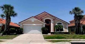 Exterior - Beautiful, clean and updated Home. (Davenport)