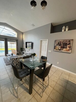 Dining - Beautiful, clean and updated Home. (Davenport)