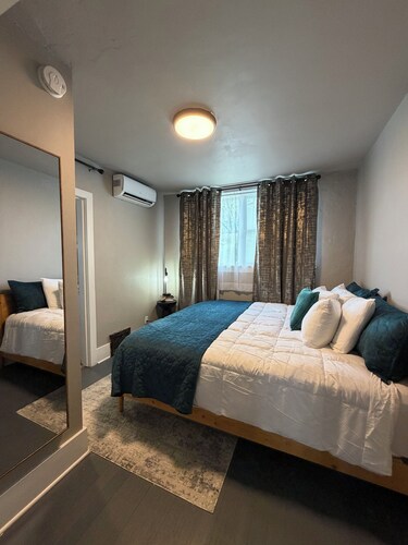 Suite, 2 King Beds, 1 Bath, Sleeps 4, Downtown Hermann at Lionheart Whiskey Co. a Missouri Distillery