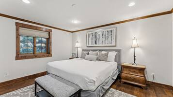 5 bedrooms, iron/ironing board, WiFi, bed sheets