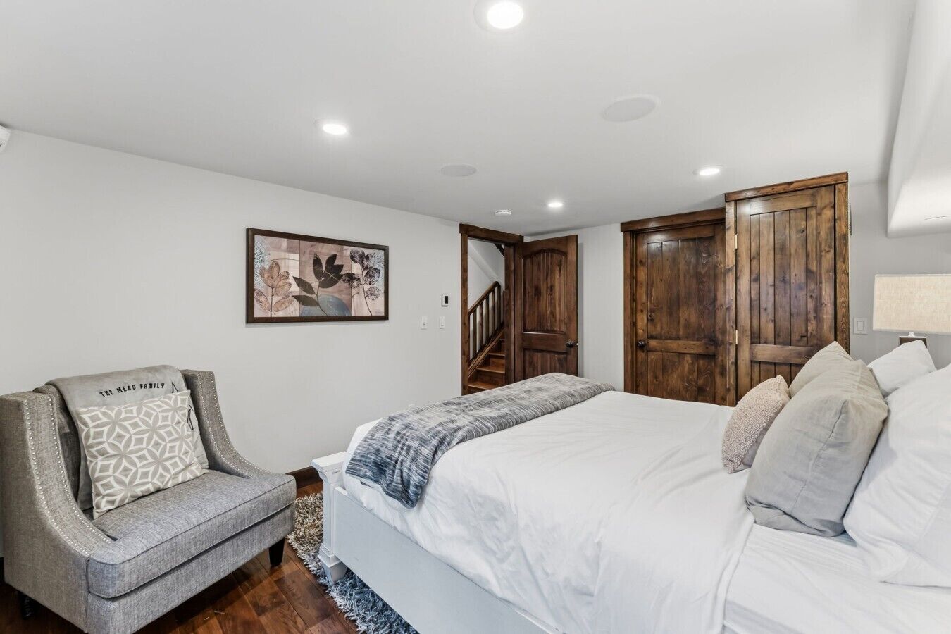 5 Schlafzimmer, Bügeleisen/Bügelbrett, WLAN, Bettwäsche
