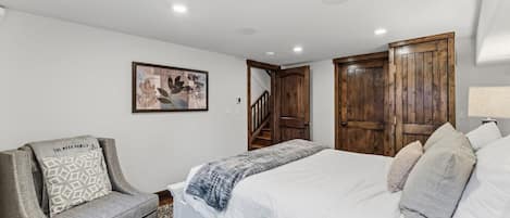 5 Schlafzimmer, Bügeleisen/Bügelbrett, WLAN, Bettwäsche
