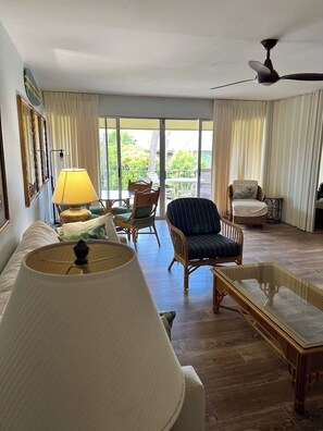 Smart TV - Ka'anapali Resort Condo Pool View Lanai, Private Beach & Golf Cart (Lahaina)