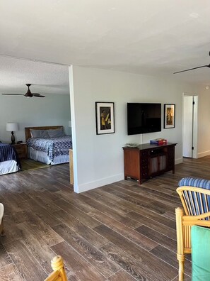 1 bedroom, iron/ironing board, WiFi, bed sheets - Ka'anapali Resort Condo Pool View Lanai, Private Beach & Golf Cart (Lahaina)