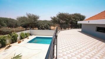 Piscine extérieure
