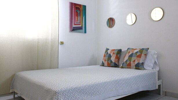 Iron/ironing board, free WiFi, bed sheets - Cute Apartment for Couples in San Juan (San Juan)
