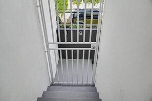 Property grounds - Stylish 2 Br Apartment Steps from La Cerra (San Juan)