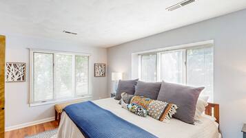 2 bedrooms