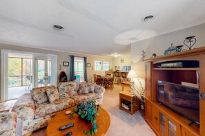 House, 2 Queen Beds, Patio (A Quiet Cove) | Living area - A Quiet Cove - Lakefront Home on Quiet Cove With Private Dock & Floater (Moneta)