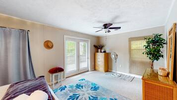 House, 2 Queen Beds (A Quiet Cove) | 2 bedrooms, individually decorated, individually furnished, bed sheets