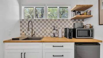 Fridge, microwave, coffee/tea maker, electric kettle