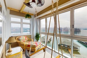 Condo, Multiple Beds (Chic Waters) | Interior