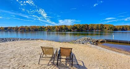 Chic Waters - Spacious Lakefront Condo W/shared Pool, hot Tub, Tennis Court, Private Balcony