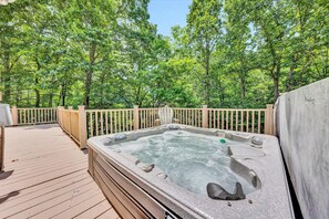 Terrace/patio - The Main House - Lakefront Home With Private hot tub & Balcony (Huddleston)